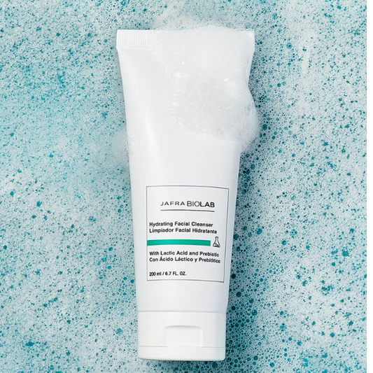 JAFRA BioLab Hydrating Facial Cleanser