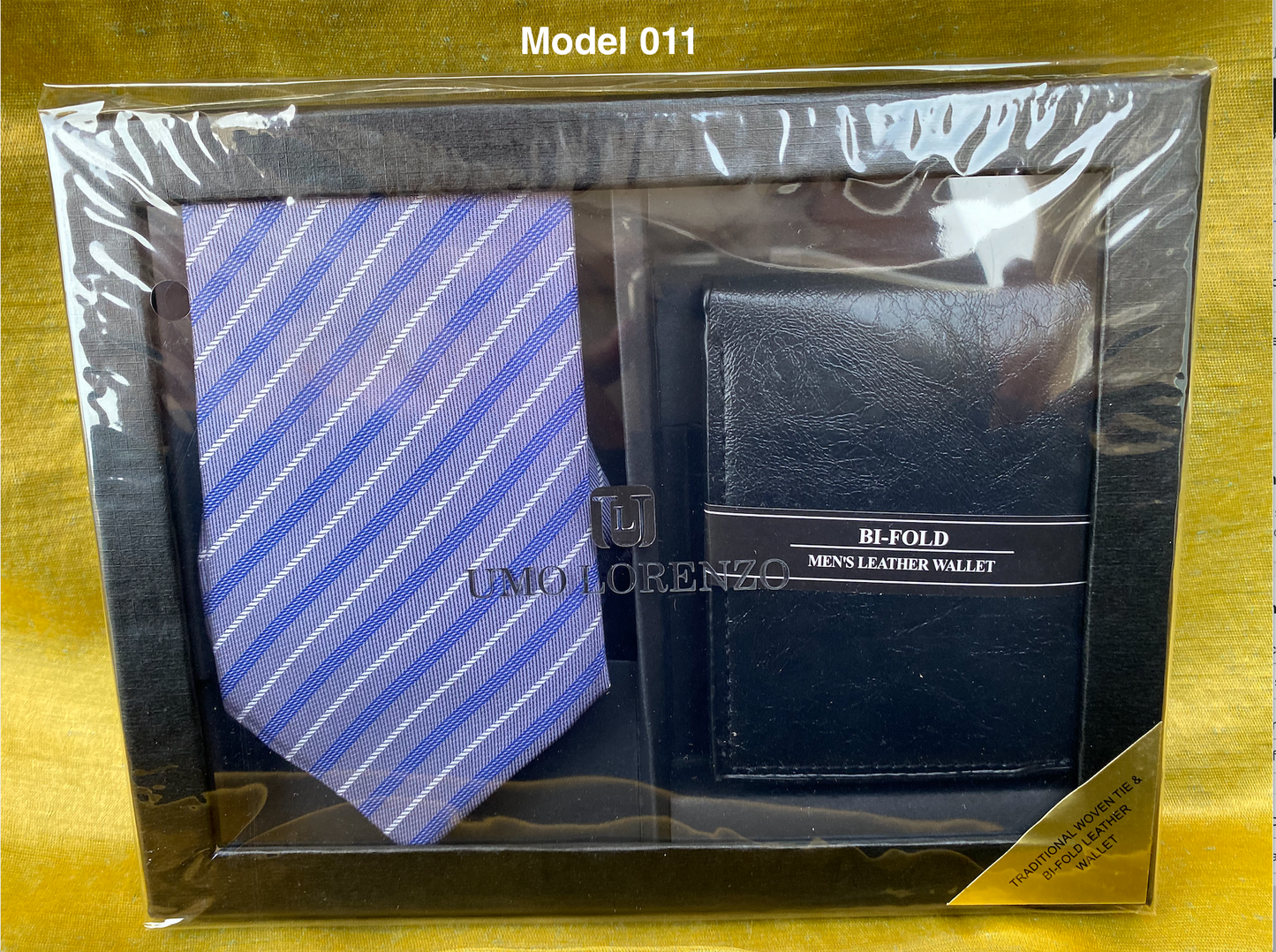 Tie and leather wallet 001