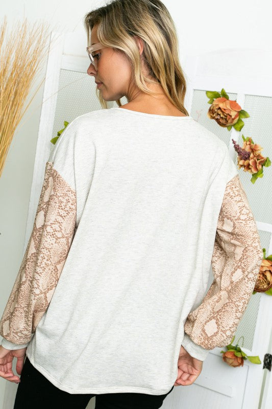 Sollid animal mix lace up boxy top